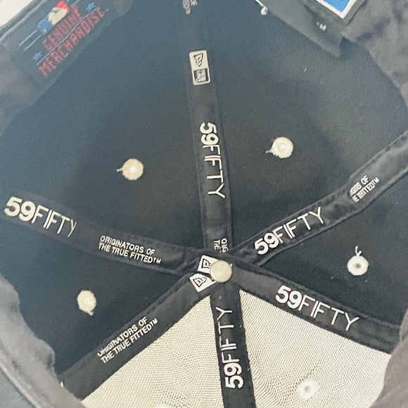 RARE!!! NEW ERA Philadelphia Phillies MLB Hat Wool Size 8 - Picture 5 of 7